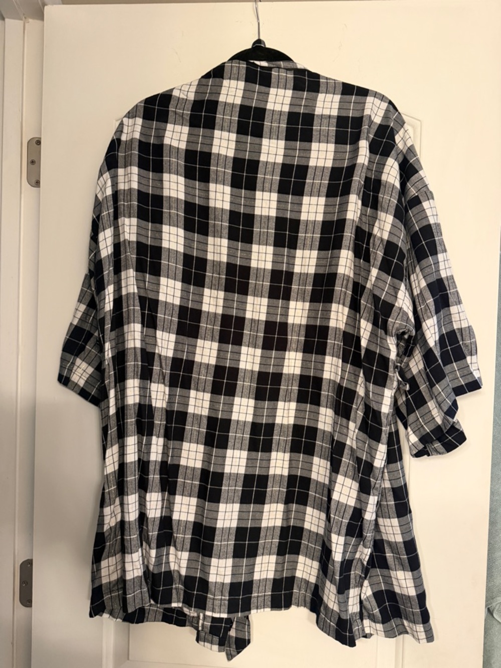 Victoria Secret Robe - Picture 6 of 8